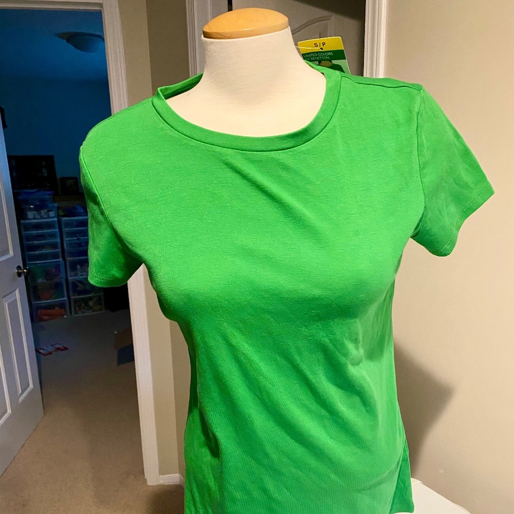 Green t-shirt - United Colors of Benetton- with tags